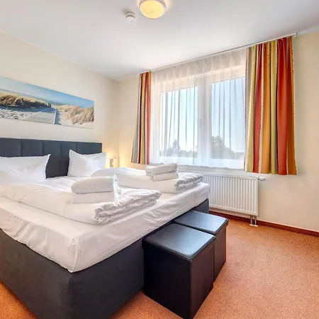 Holiday home Meinholdstrasse 46 2 Mit 5 Schlafzimmern, Privater Sauna, Kamin, Ca 500m Vom Koserow